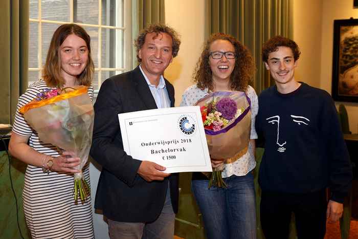 De winnaar van de FGw Onderwijsprijs bachelor: 'Golden Age Amsterdam as a Creative City' (foto Bob Bronshoff)
